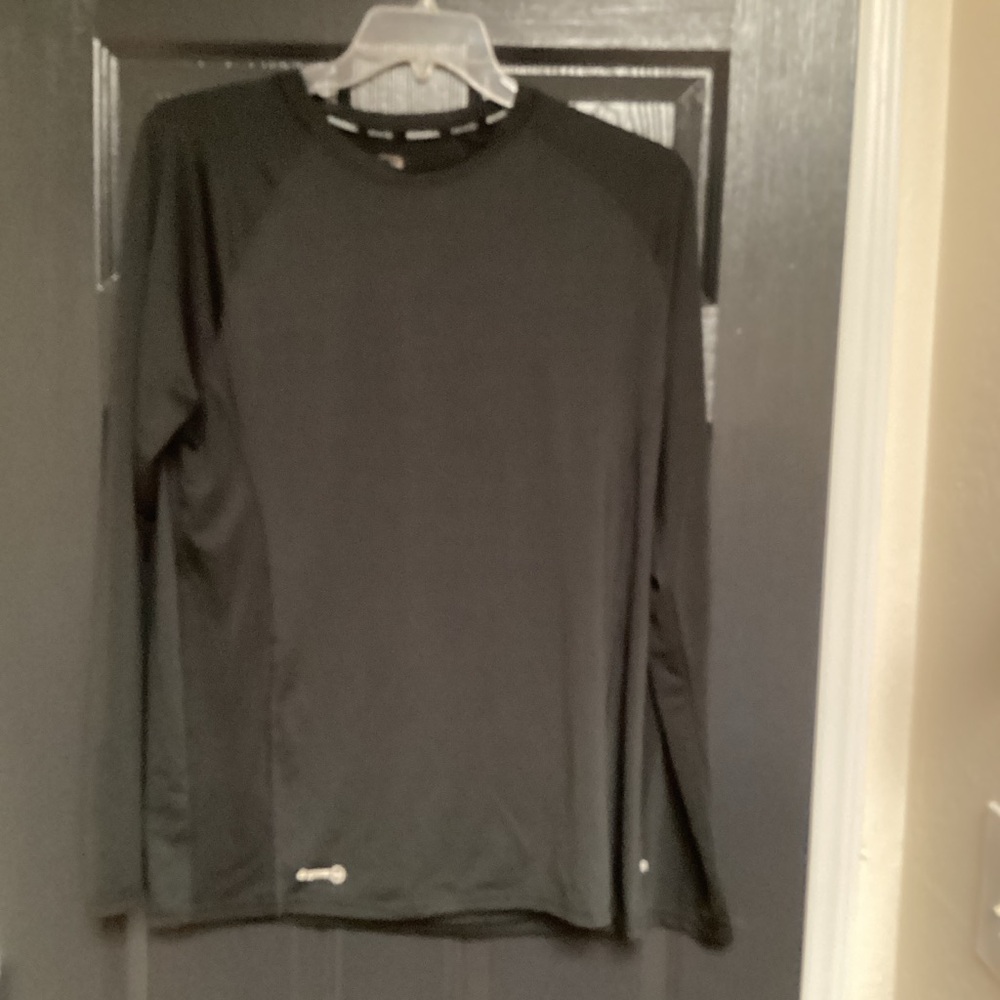 Russell Men's Black Long Sleeve Shirt, dri-power, size XL. 309
